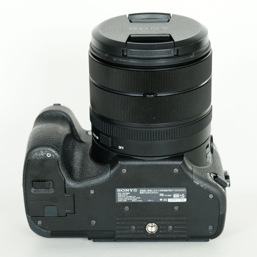 SONY Cyber-shot DSC-RX10M4 SONY Cyber-shot DSC-RX10M4