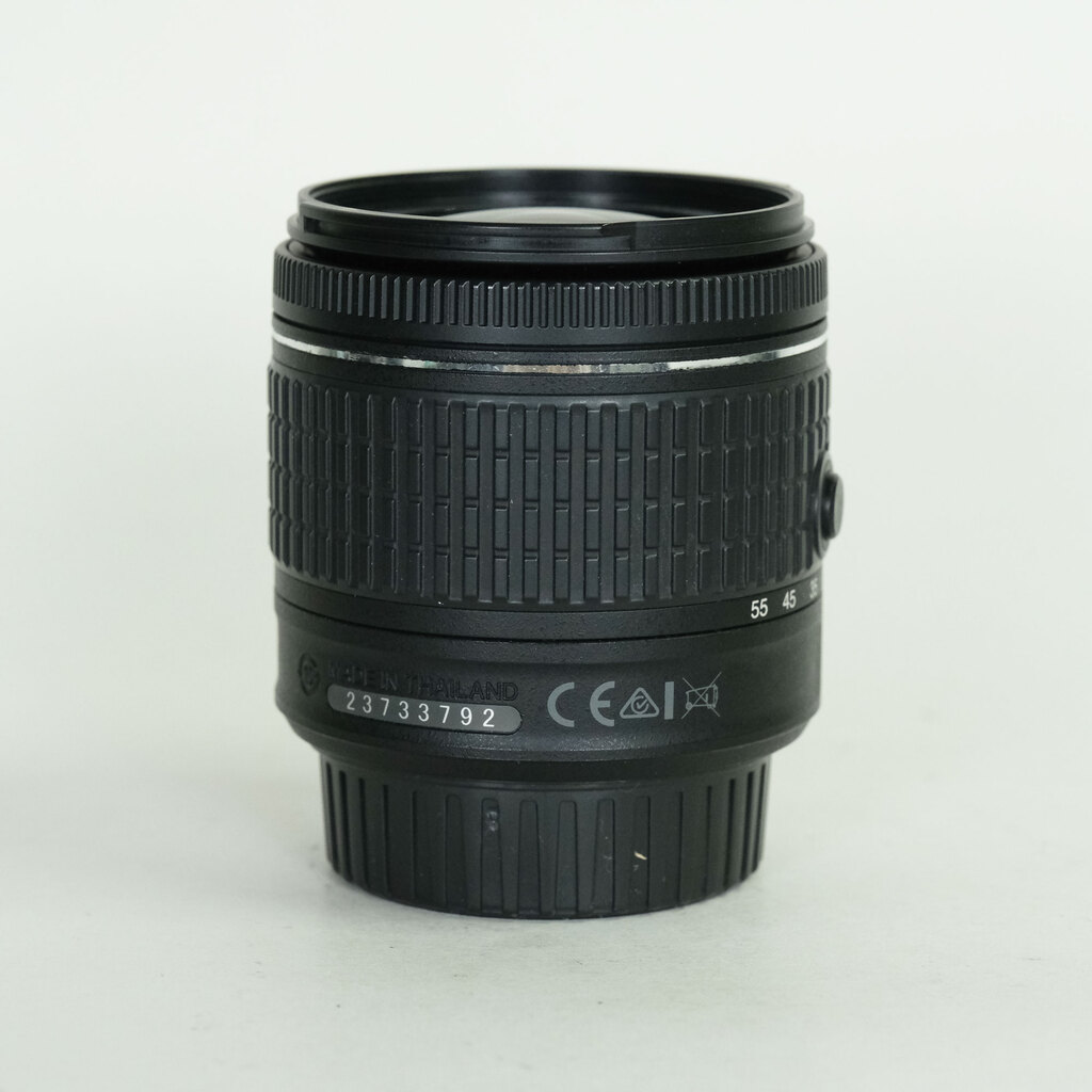 Nikon AF-P DX NIKKOR 18-55mm F3.5-5.6G VR Nikon AF-P DX NIKKOR 18-55mm F3.5-5.6G VR