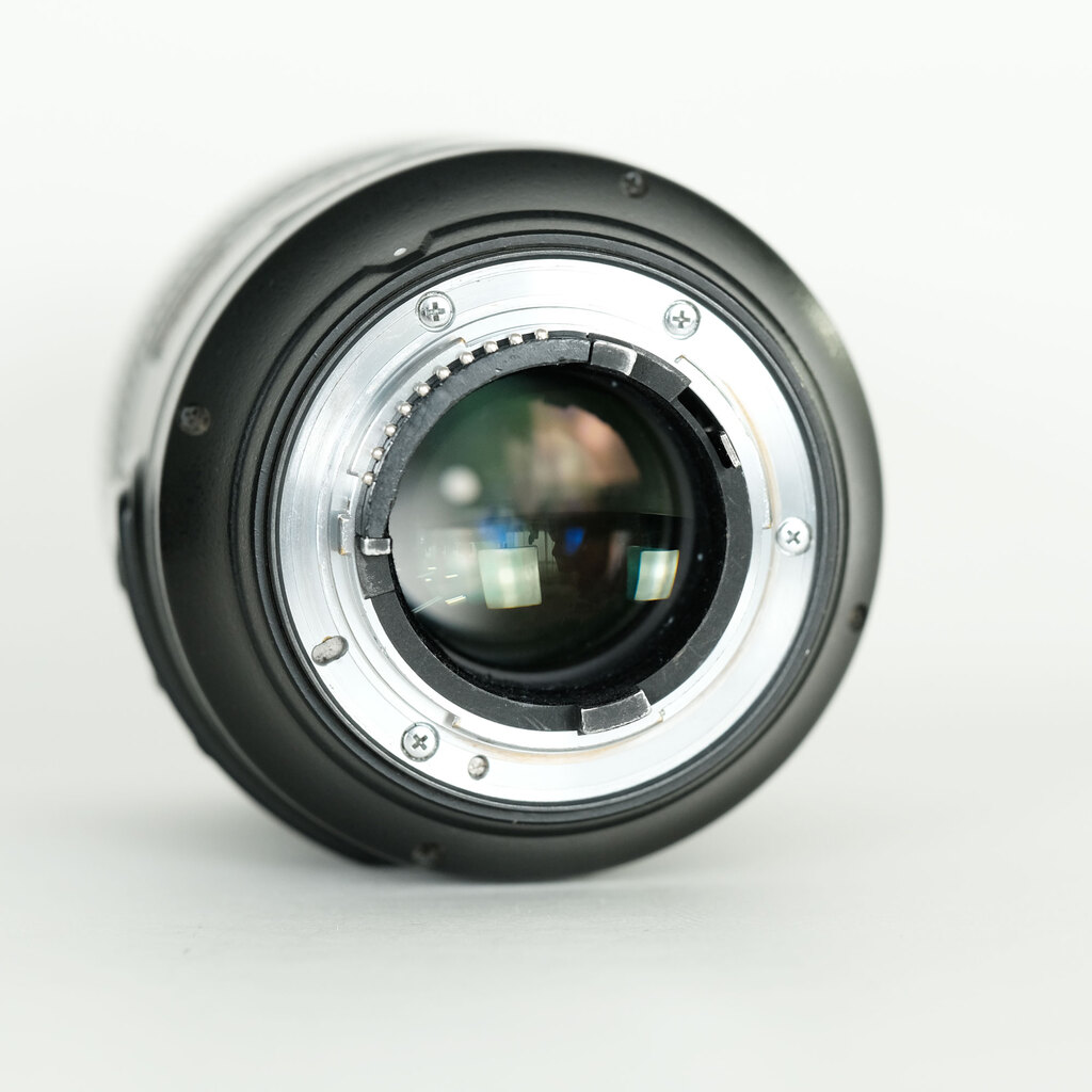 Nikon AF-S VR Micro-Nikkor 105mm f/2.8G IF-ED