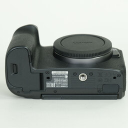 Canon EOS R
