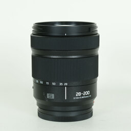 Panasonic LUMIX S 28-200mm F4-7.1 MACRO O.I.S.