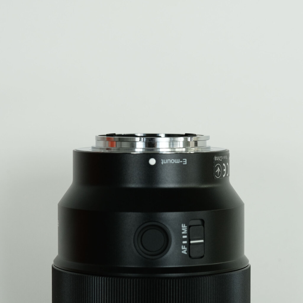 SONY FE 85mm F1.8 SEL85F18