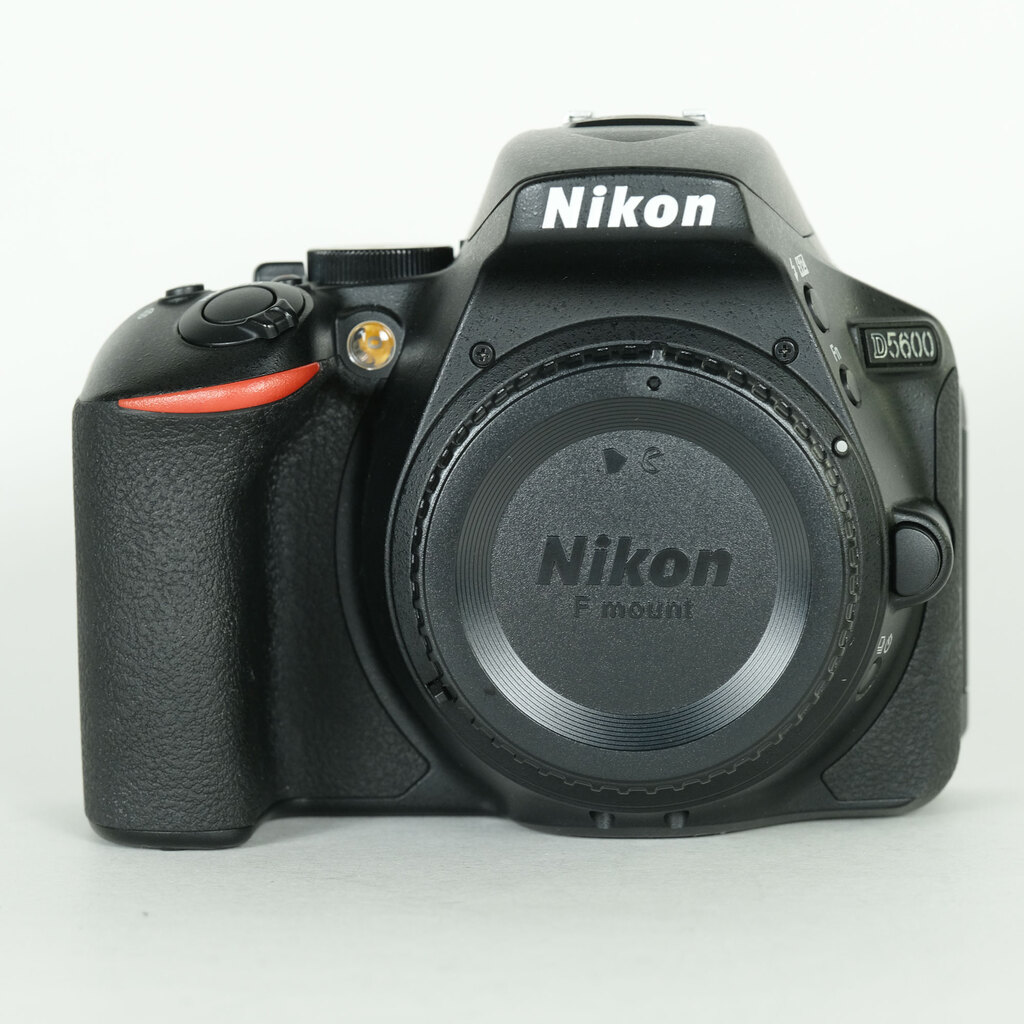 D5600 ボディ 中古価格比較 - 価格.com