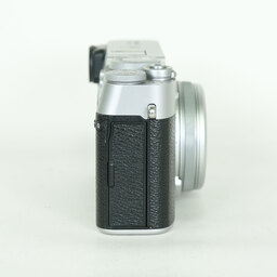 FUJIFILM X100V シルバー