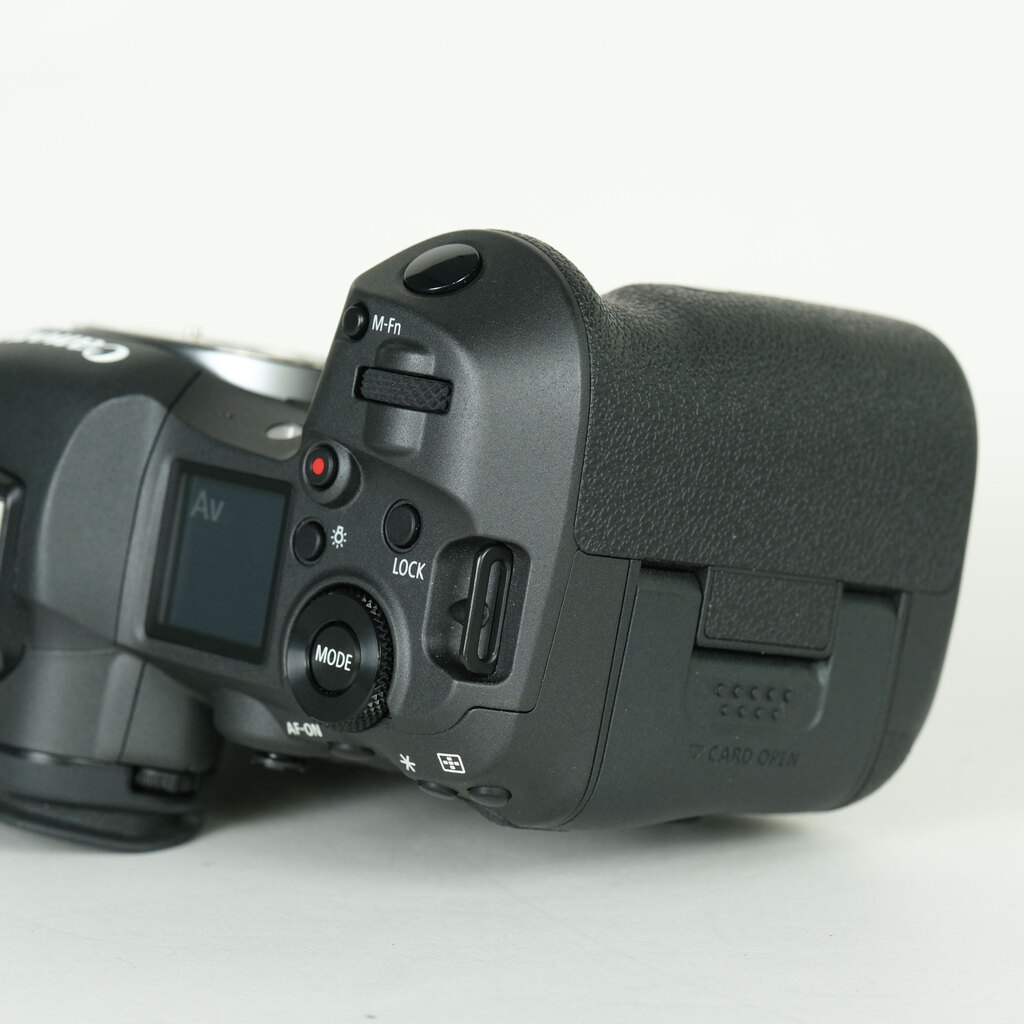 Canon EOS R5 Canon EOS R5