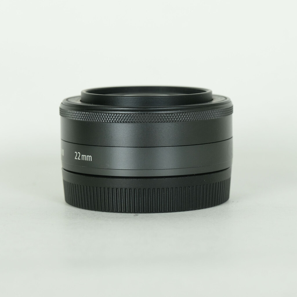 Canon EF-M22mm F2 STM Canon EF-M22mm F2 STM