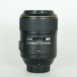 Nikon AF-S VR Micro-Nikkor 105mm f/2.8G IF-ED Nikon AF-S VR Micro-Nikkor 105mm f/2.8G IF-ED