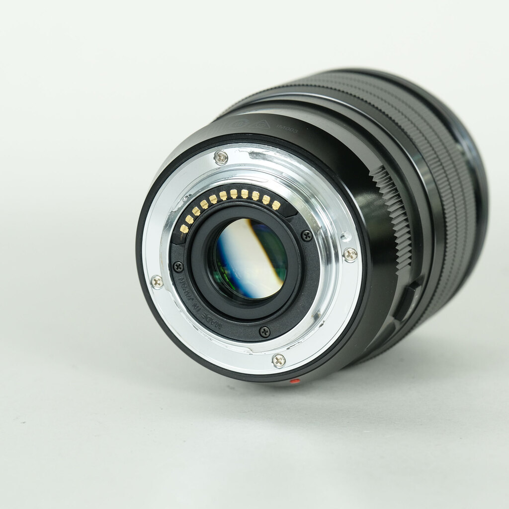 OLYMPUS M.ZUIKO DIGITAL ED 25mm F1.2 PROの出品 | ONE SCENE（ワン