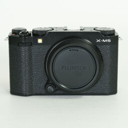 FUJIFILM X-M5 FUJIFILM X-M5
