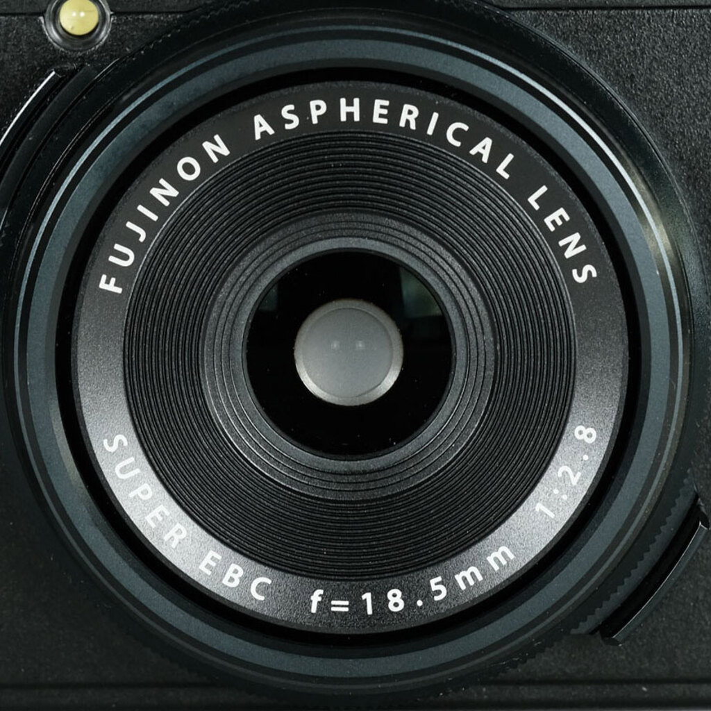 FUJIFILM X70 ブラック