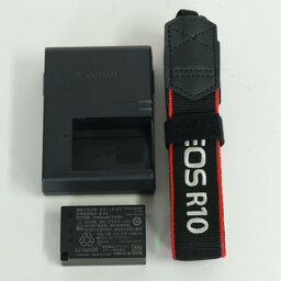 Canon EOS R10