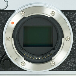 FUJIFILM X-E5