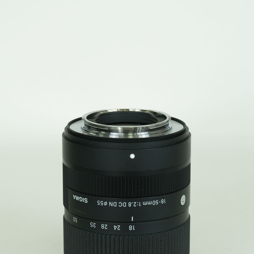 SIGMA 18-50mm F2.8 DC DN｜Contemporary [フジフイルムX用]
