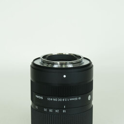 SIGMA 18-50mm F2.8 DC DN｜Contemporary [フジフイルムX用]