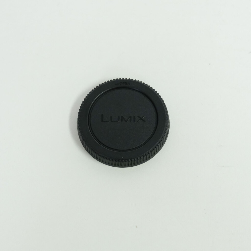 Panasonic LEICA DG VARIO-ELMARIT 12-60mm / F2.8-4.0 ASPH. / POWER O.I.S. Panasonic LEICA DG VARIO-ELMARIT 12-60mm / F2.8-4.0 ASPH. / POWER O.I.S.