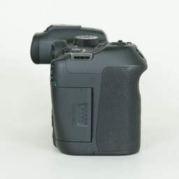 Canon EOS R7 Canon EOS R7