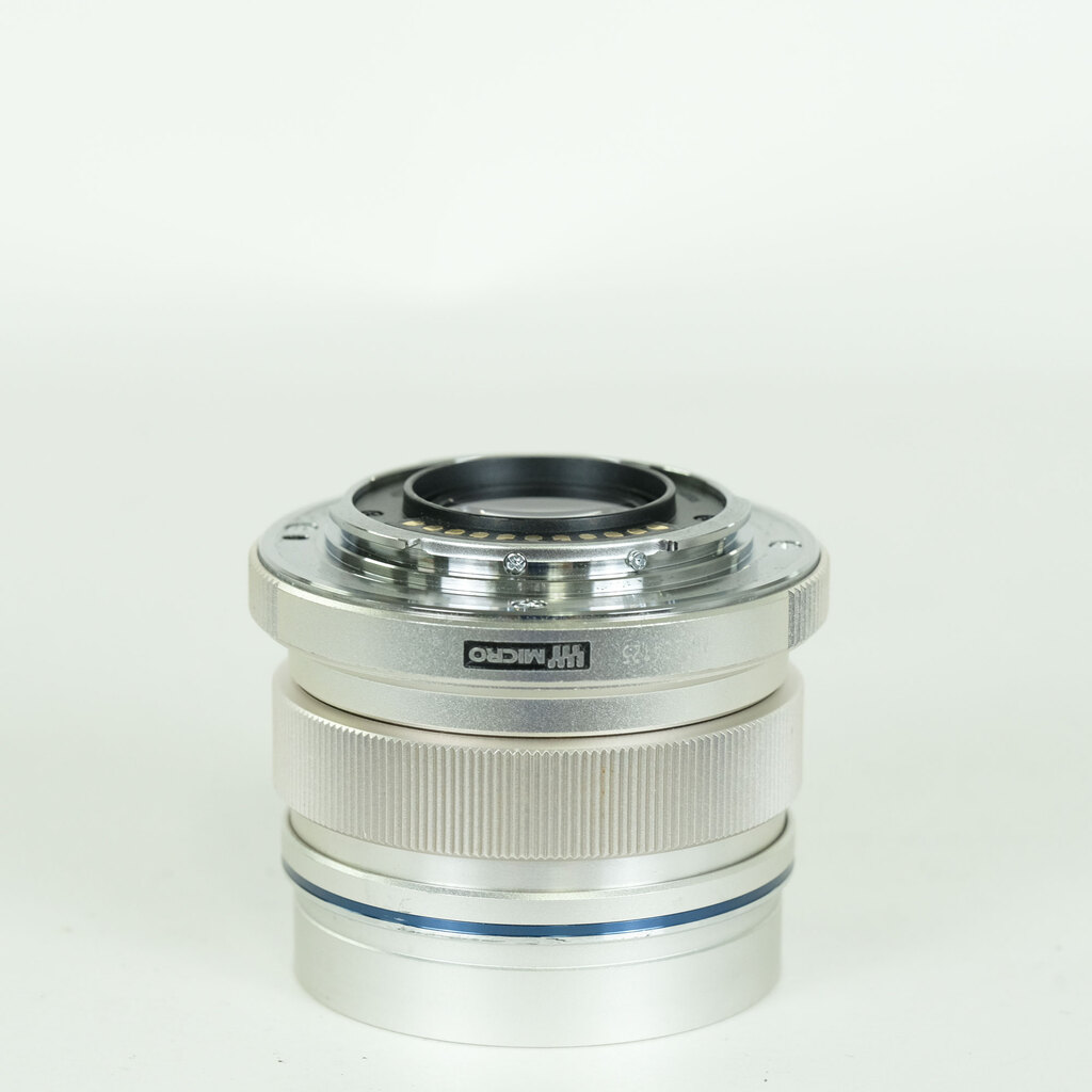 OLYMPUS M.ZUIKO DIGITAL ED 12mm F2.0 OLYMPUS M.ZUIKO DIGITAL ED 12mm F2.0