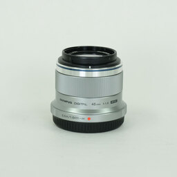 OLYMPUS M.ZUIKO DIGITAL 45mm F1.8