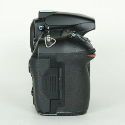 Nikon D810