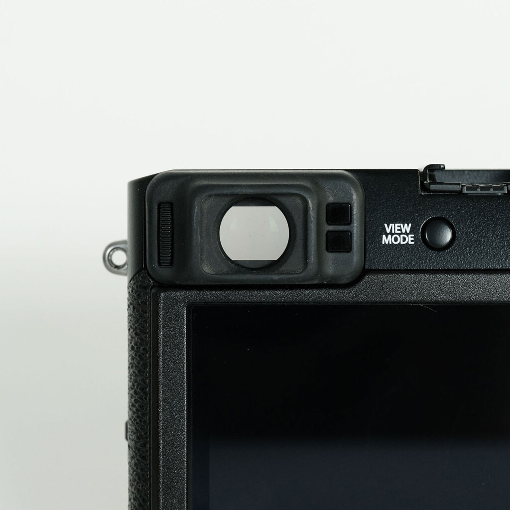 FUJIFILM X100F ブラック