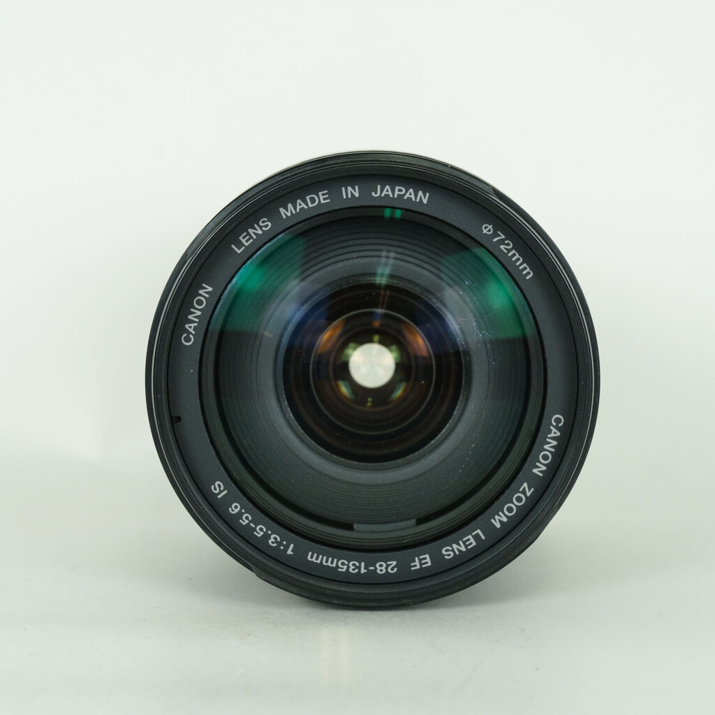 Canon EF28-135mm F3.5-5.6 IS USM