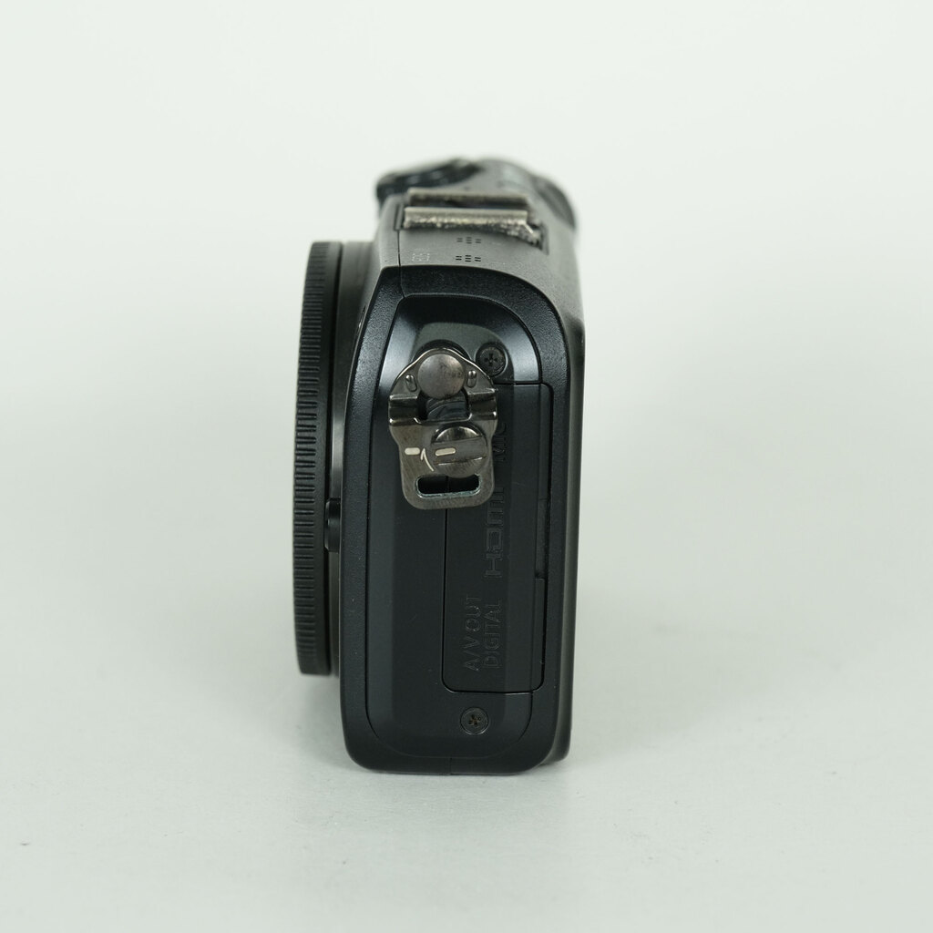 Canon EOS M ボディ ブラック Canon EOS M ボディ ブラック
