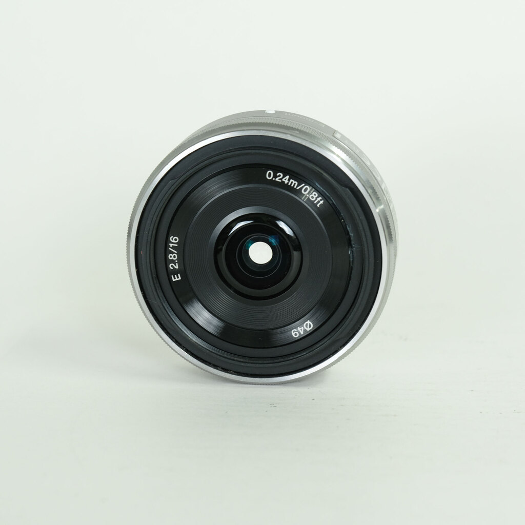 SONY E 16mm F2.8 SEL16F28