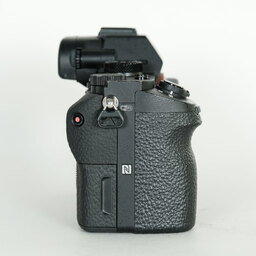 SONY α7 II（ILCE-7M2）