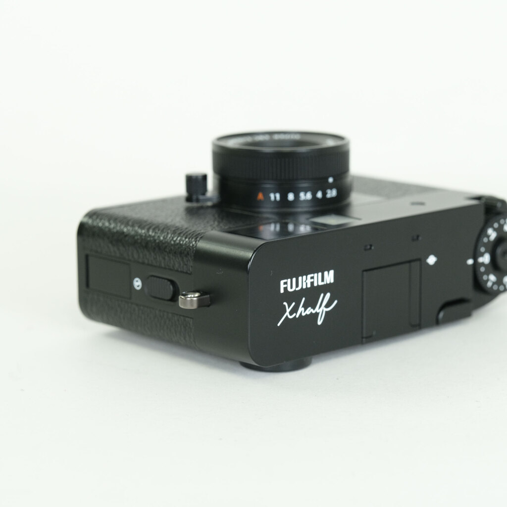 FUJIFILM X half X-HF1 FUJIFILM X half X-HF1