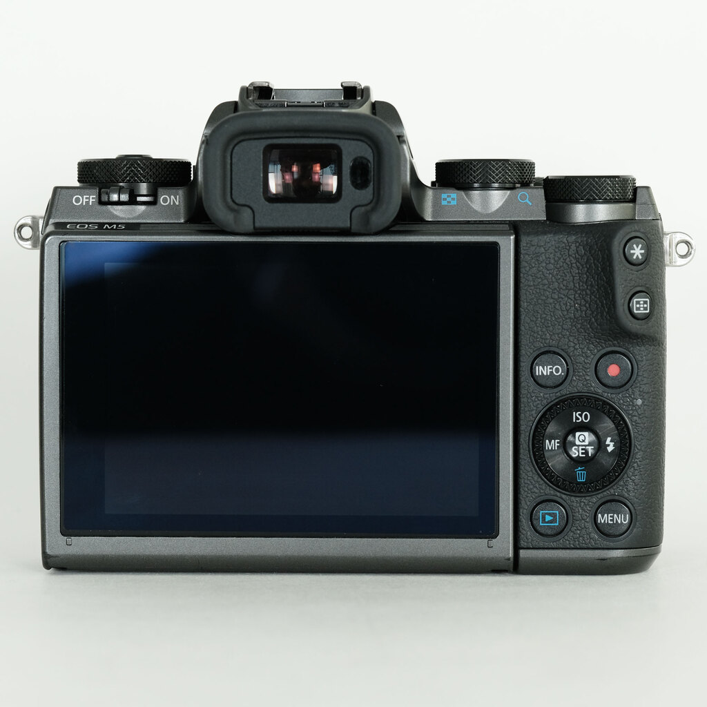 Canon EOS M5