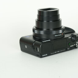 SONY Cyber-shot DSC-RX100M7