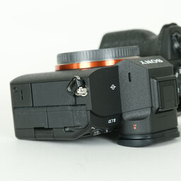 SONY α7 IV(ILCE-7M4) SONY α7 IV(ILCE-7M4)