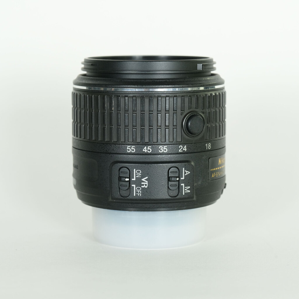 Nikon AF-S DX NIKKOR 18-55mm f3.5-5.6G VR II