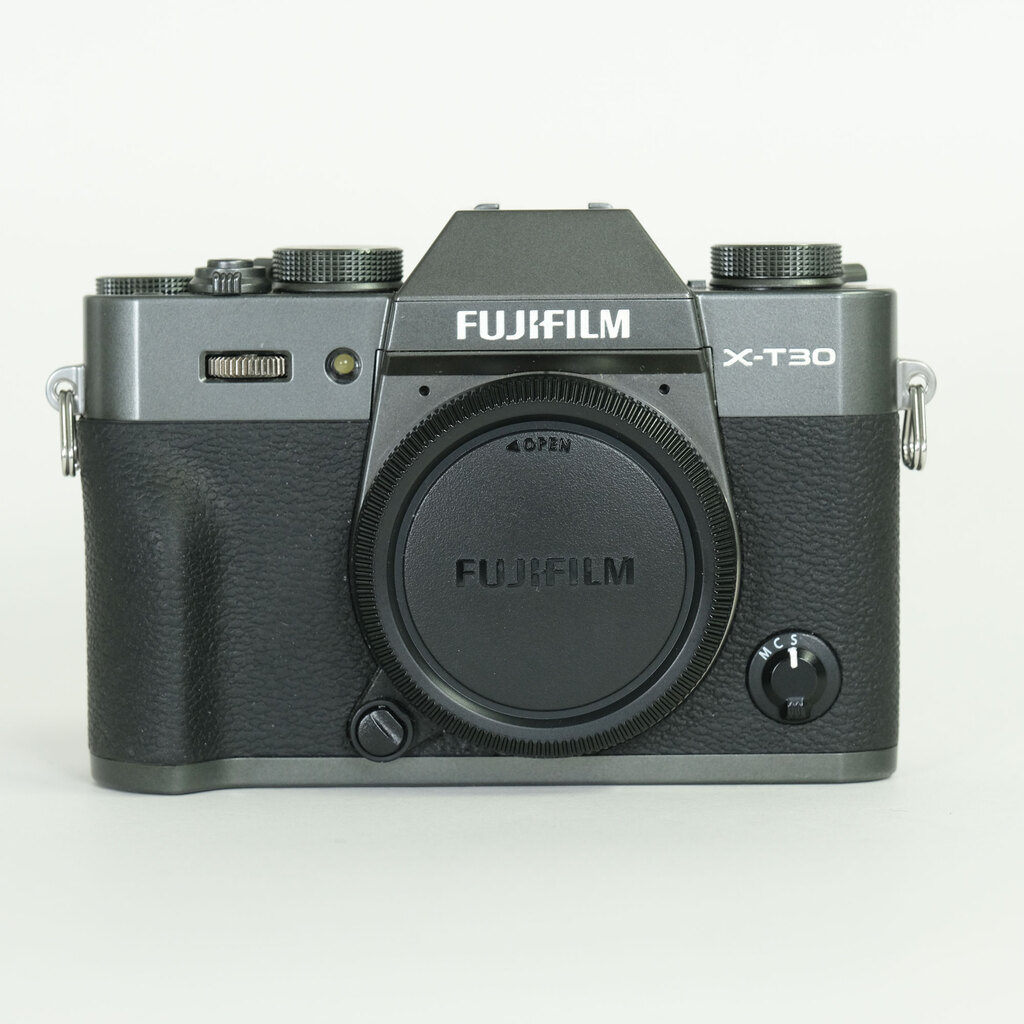 FUJIFILM X-T30