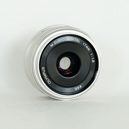 OLYMPUS M.ZUIKO DIGITAL 17mm F1.8