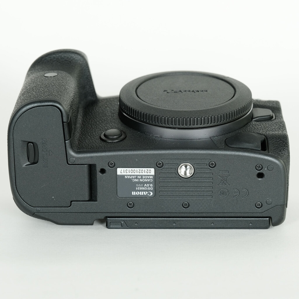 Canon EOS R5 Canon EOS R5