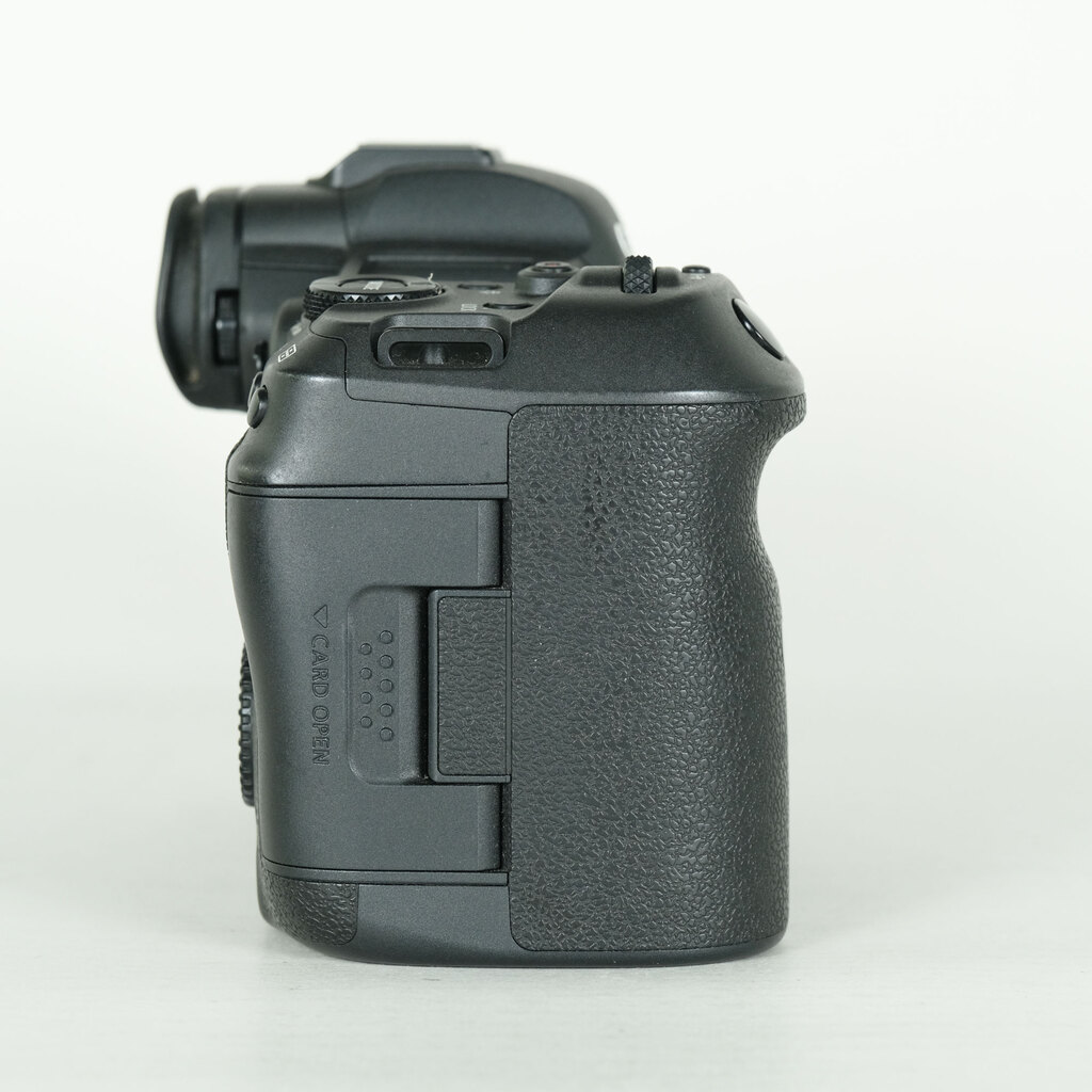 Canon EOS R5の出品 | ONE SCENE（ワンシーン）