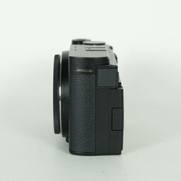 Panasonic LUMIX DC-S9