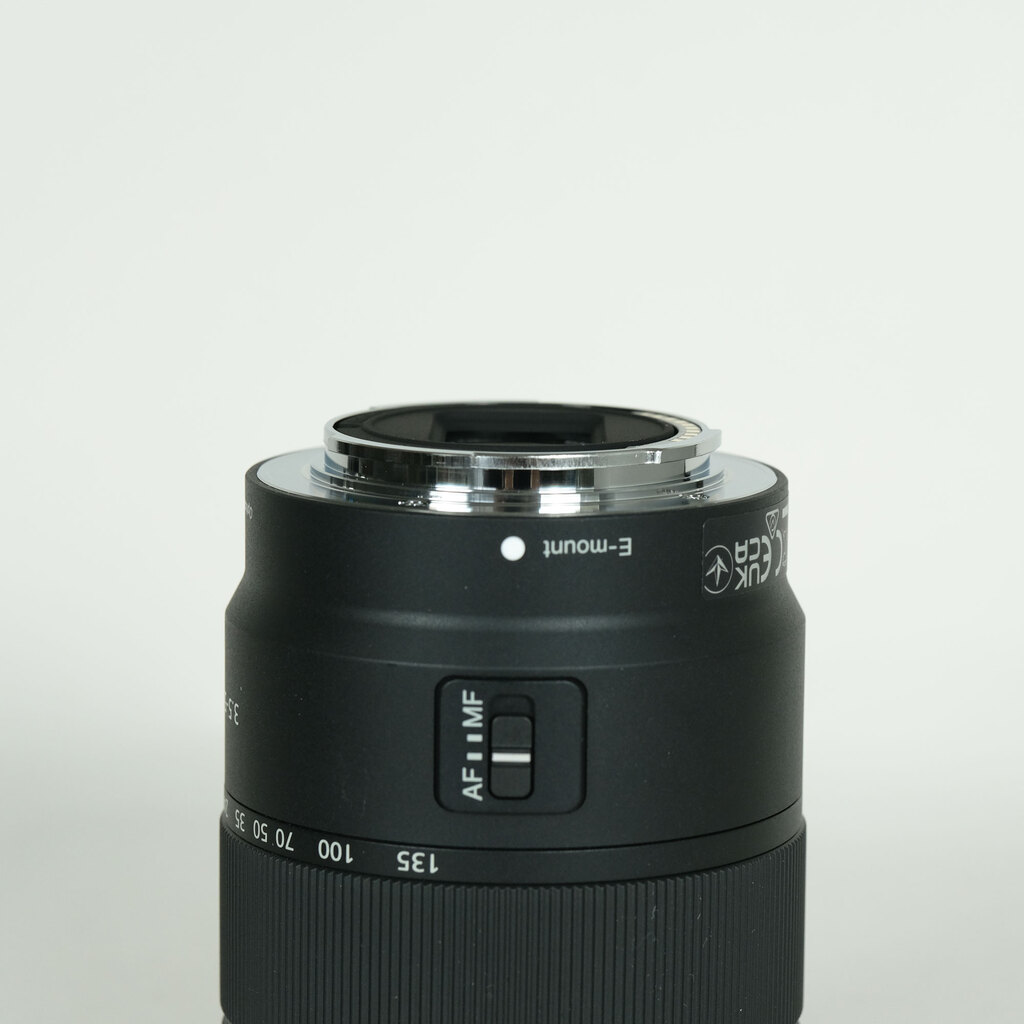 SONY E 18-135mm F3.5-5.6 OSS SEL18135 SONY E 18-135mm F3.5-5.6 OSS SEL18135