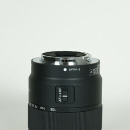 SONY E 18-135mm F3.5-5.6 OSS SEL18135 SONY E 18-135mm F3.5-5.6 OSS SEL18135