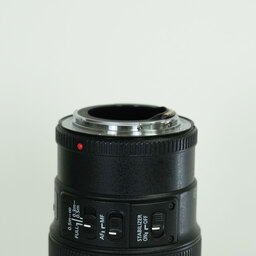 Canon EF100mm F2.8Lマクロ IS USM