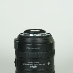 Nikon AF-S DX NIKKOR 18-200mm F3.5-5.6G ED VR II