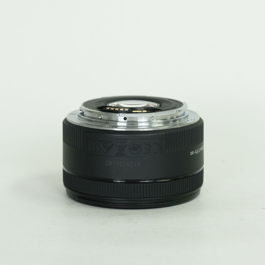 Canon EF50mm F1.8 STM Canon EF50mm F1.8 STM