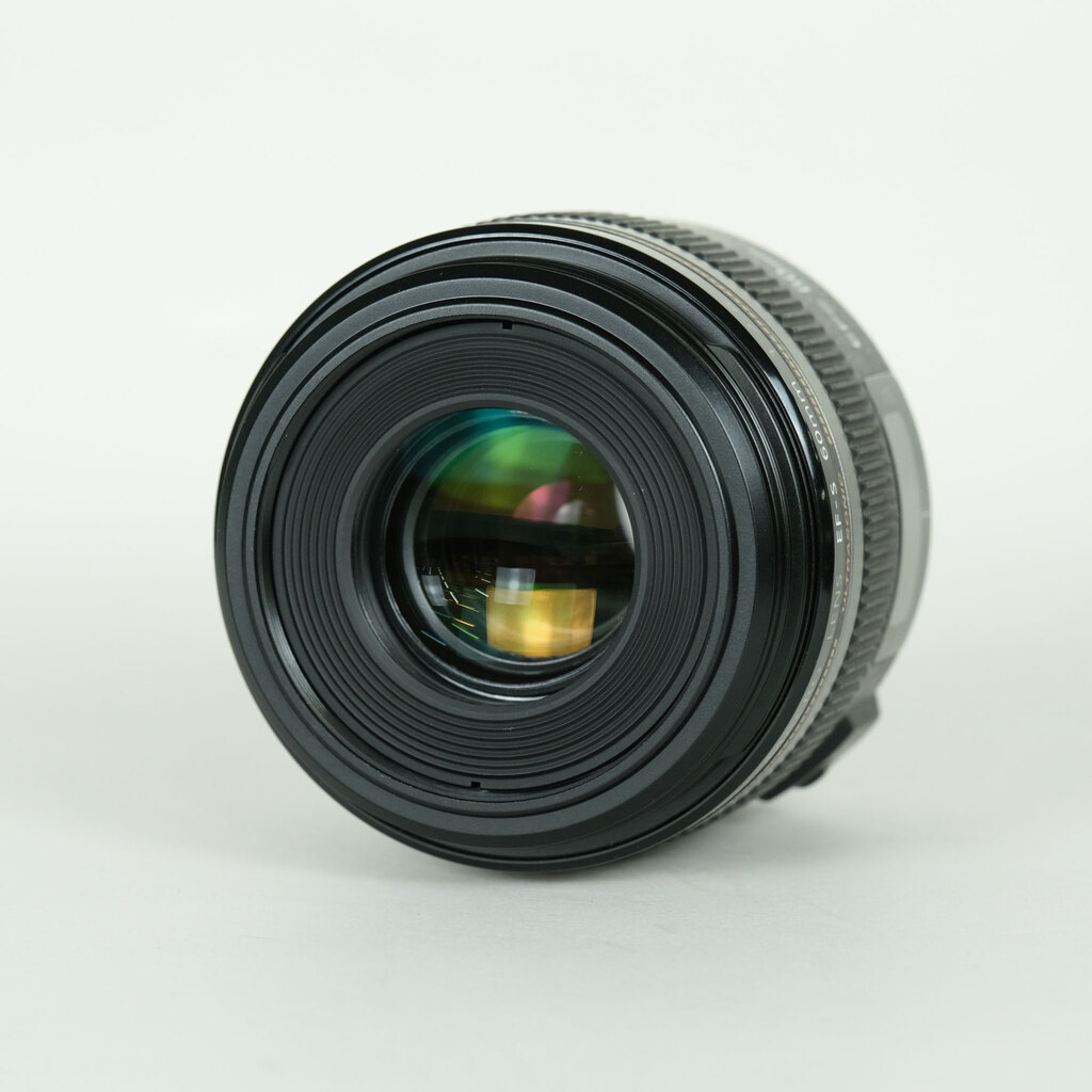Canon EF-S60mm F2.8 マクロ USMの出品 | ONE SCENE（ワンシーン）