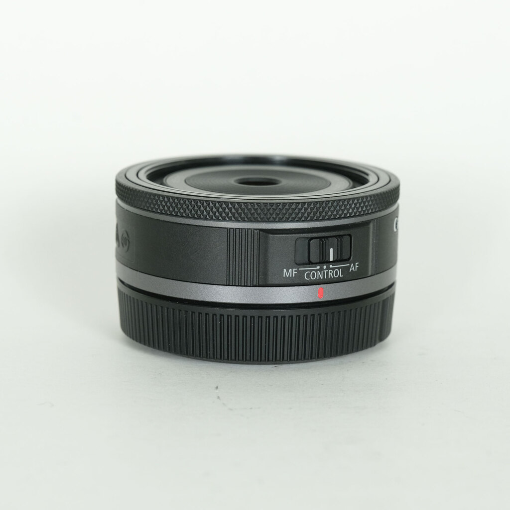 Canon RF28mm F2.8 STM
