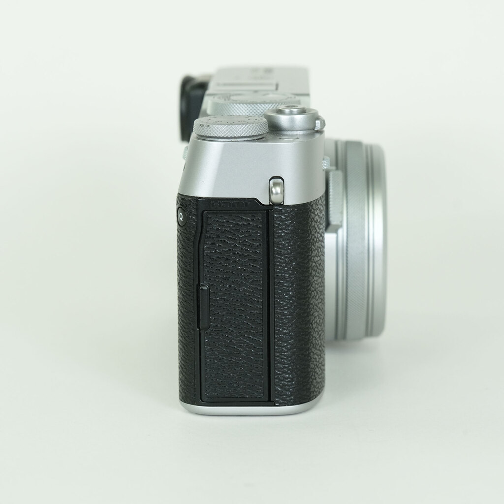 FUJIFILM X100V シルバー FUJIFILM X100V シルバー