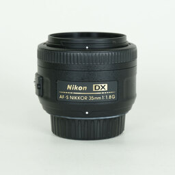 Nikon AF-S DX NIKKOR 35mm f/1.8G Nikon AF-S DX NIKKOR 35mm f/1.8G