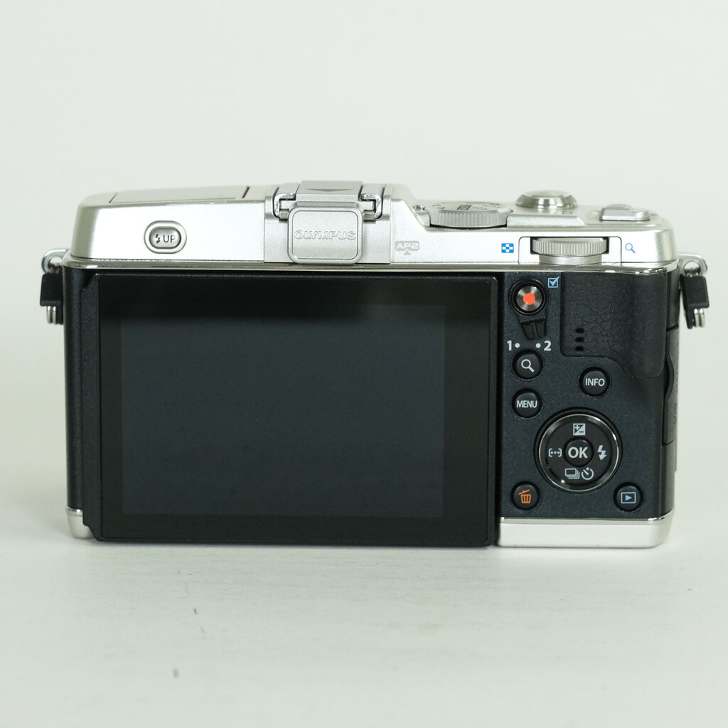 OLYMPUS PEN E-P5 ボディ シルバー