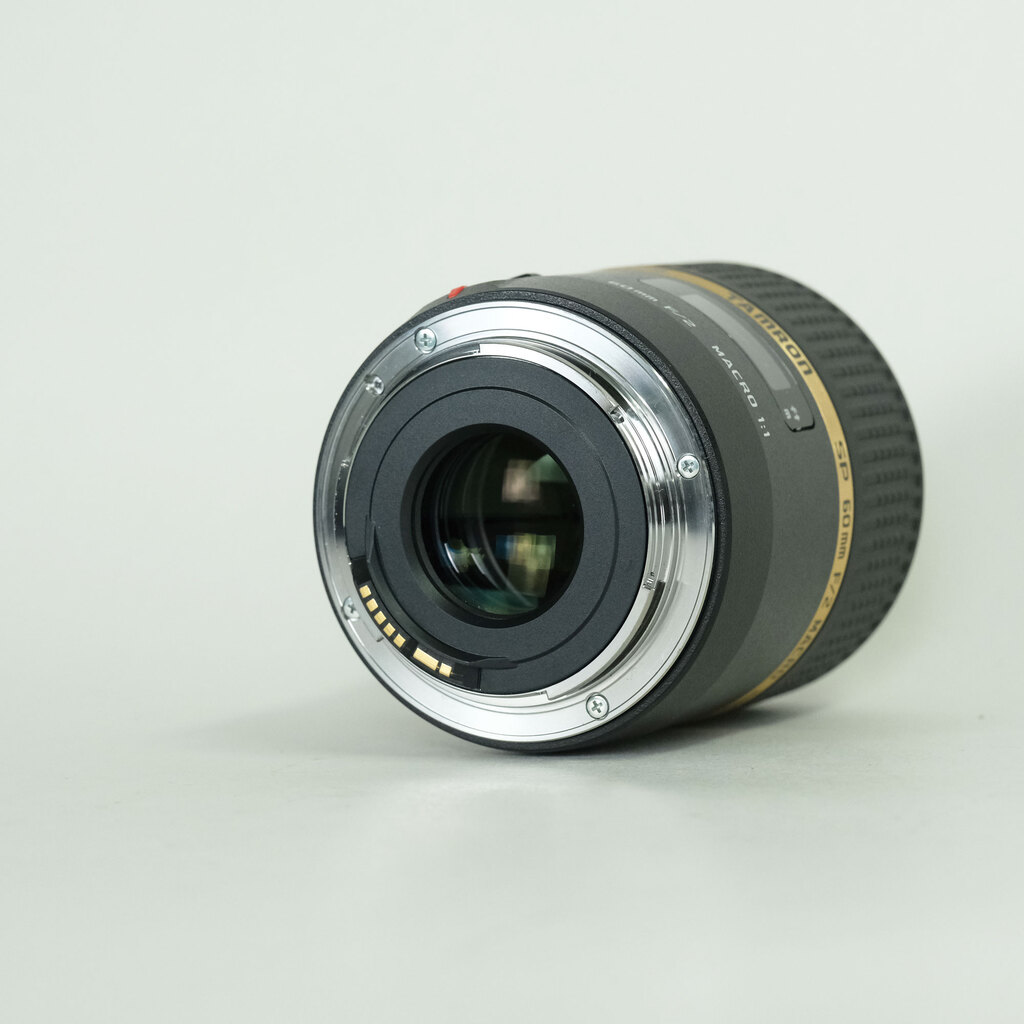 TAMRON SP 60mm F2 DiII MACRO 1:1/Model G005E(キヤノンEF用)