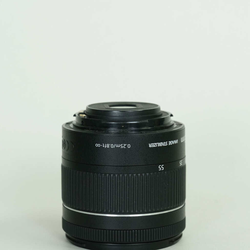 Canon EF-S18-55mm F4-5.6 IS STM